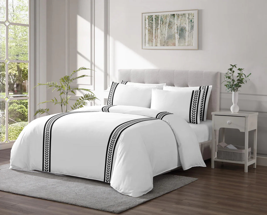 Laurel Leaf White