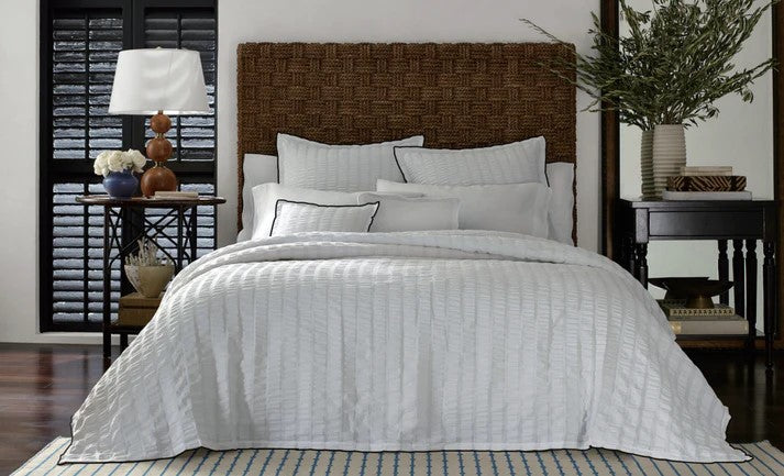 White Seersucker With Black Piping Duvet Cover/Sham