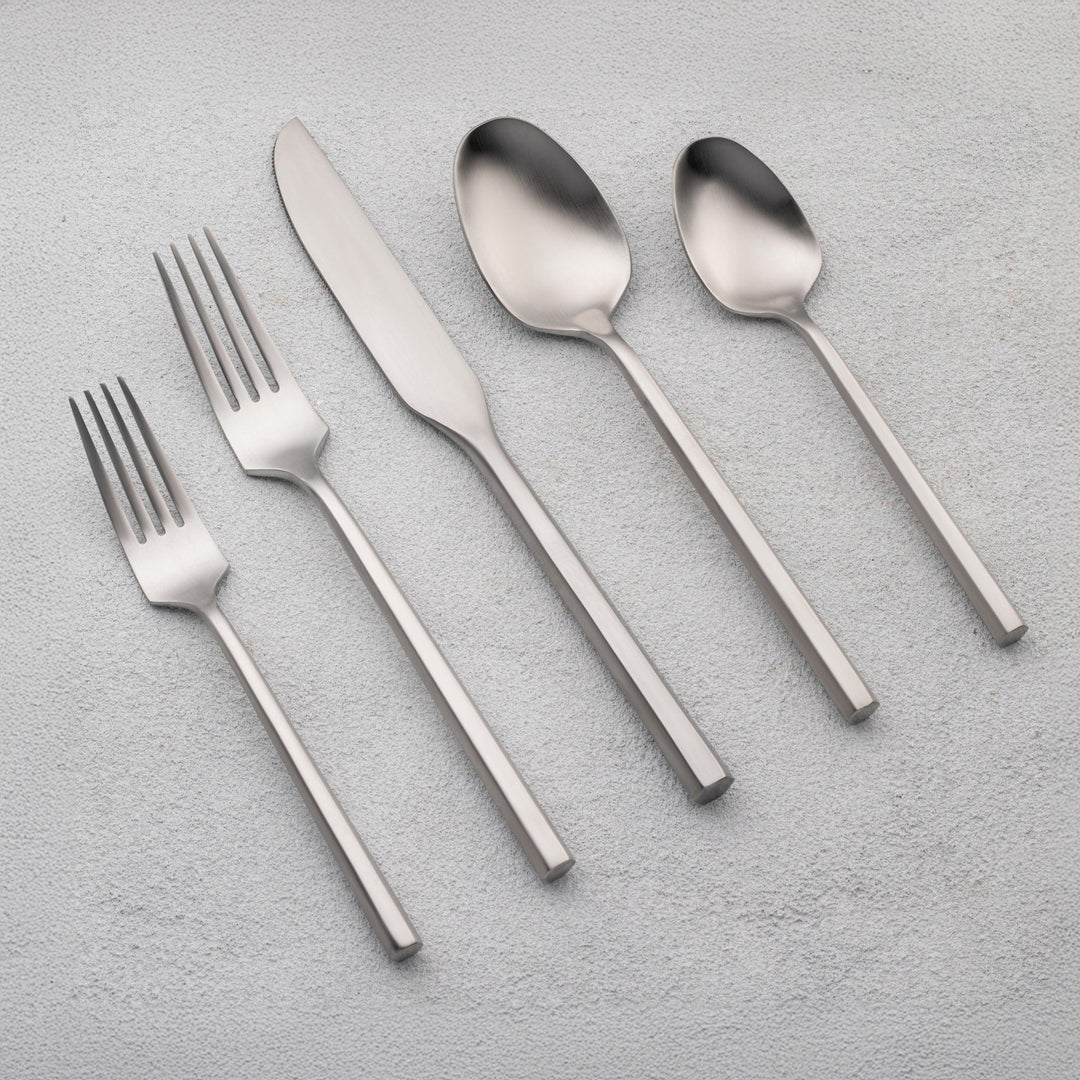 Vikko - Dine, Sutherland, Brushed Silver, 18/10 SS, 20 Pc Flatware Set