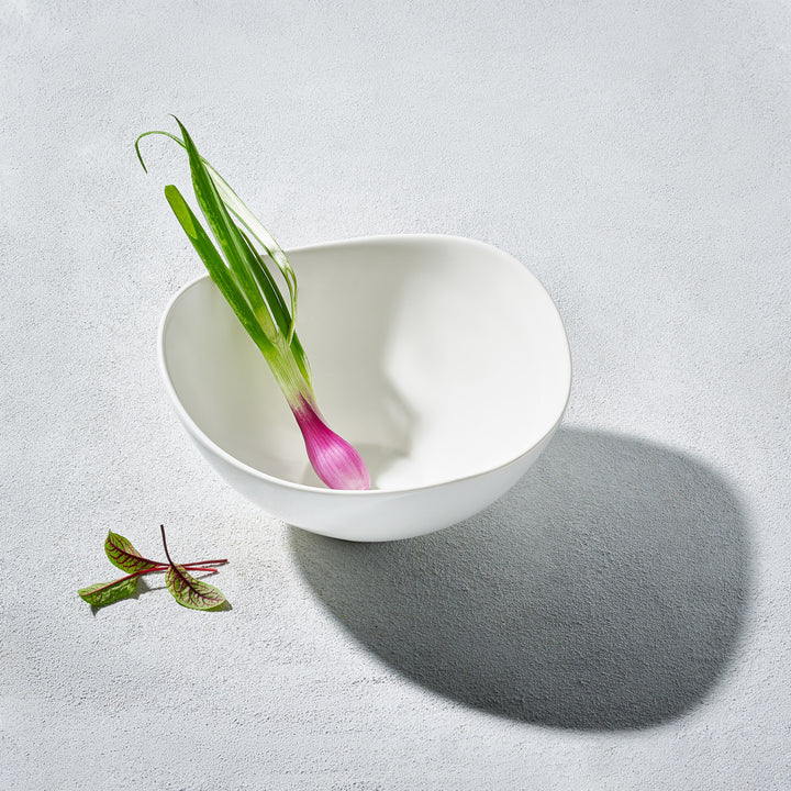 Vikko - Lightning, Wavy Bowl, White, 68 oz