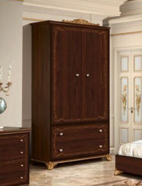 Aida Armoire